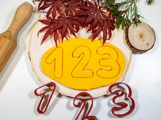 moldes números y símbolos matemáticos