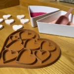 bandeja sensorial rellenable corazon