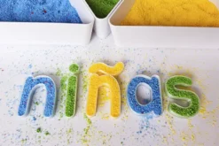 Alternative view of Letras rellenables minúsculas transparentes (28)