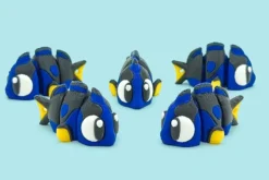 Pez cirujano azul articulado en 3D