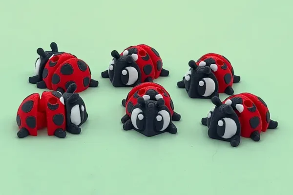 mini mariquita 3D